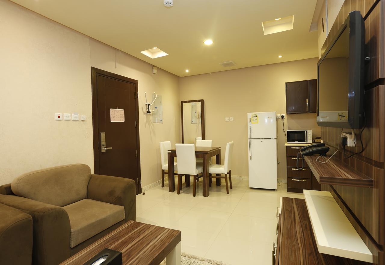 El Tawfiq Furnished Suites Malaz Riyadh Exterior photo